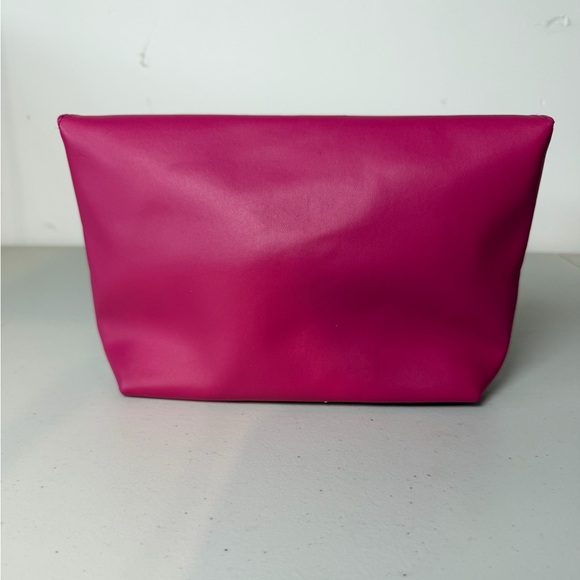 Salvatore Ferragamo x Turkish Airlines Clutch - Picture 3 of 7